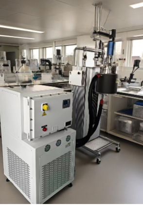 防爆型高溫循環(huán)器（控溫反應(yīng)釜）